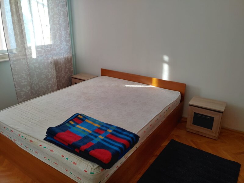 Drumul Taberei, Romancierilor,